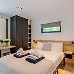 Holiday home 2 Bed In Skipton Oc-86230 Elslack